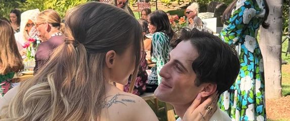 Damiano David, Dove Cameron