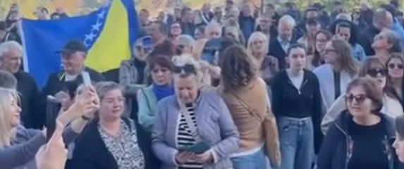 Oproštaj od Halida Bešlića u Parizu