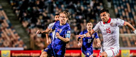Luka Modrić protiv Tunisa