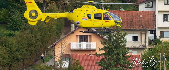 Medicinski helikopter sletio kod srednje škole u Bedekovčini - 2
