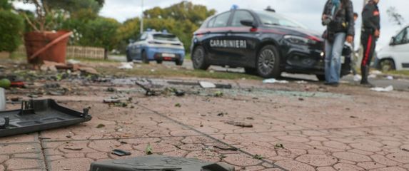 Ispred kuće talijanskog istraživačkog novinara eksplodirala bomba - 3