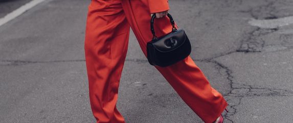 Odijelo je sjajna opcija za jesenske svečanosti