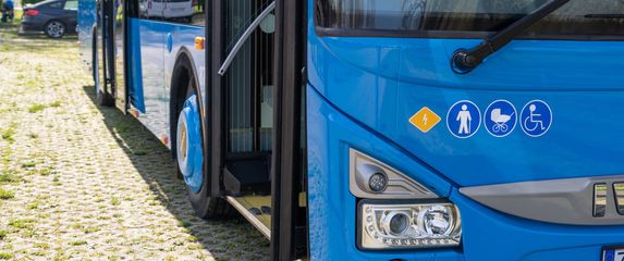 Autobus, ilustracija