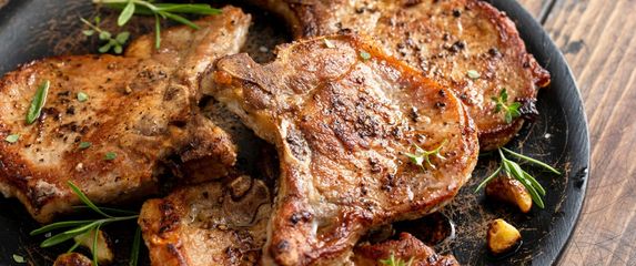 Svinjski kotlet možete spremiti za 15-ak minuta