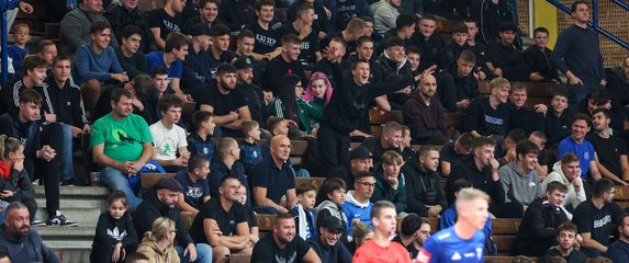 Navijači na utakmici Futsal Dinamo Torcida