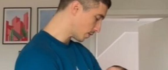 Marko Petrić s kćerkicom - 4