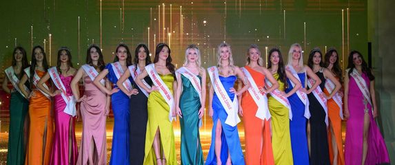 Miss Hrvatske Ema Helena Vičar - 1