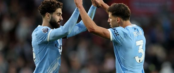 Joško Gvardiol (lijevo)