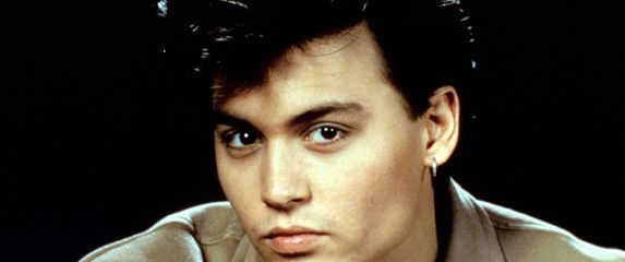Johnny Depp izabran je za najzgodnijeg holivudskog glumca iz osamdesetih - 5