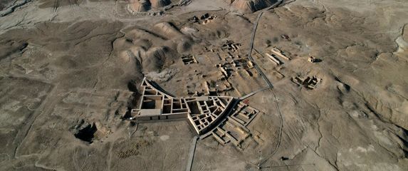 Ostaci drevnog gada Ura