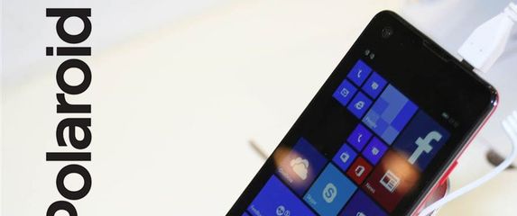 Polaroid predstavio Windows Phone pametni telefon