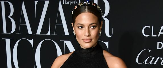 Ashley Graham uvijek privlači pažnju svojim smjelim kombinacijama