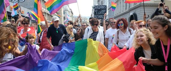 Povorka ponosa u Sarajevu (STR-4321/PIXSELL) - 4