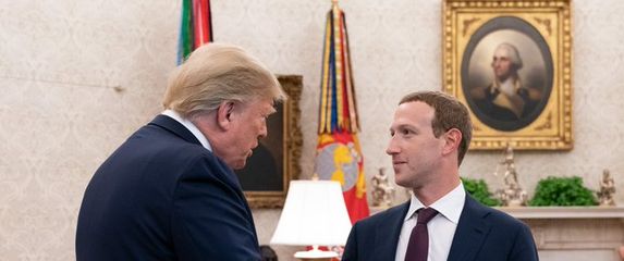 Sastali se Donald Trump i Mark Zuckerberg (Foto: Bijela kuća)