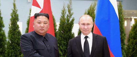 Kim Jong Un i Vladimir Putin