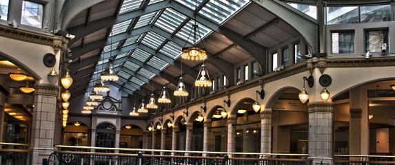 Šoping centar Grand Avenue Mall, Milwaukee, SAD - 2