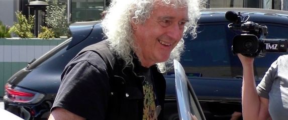 Brian May, Queen - 6