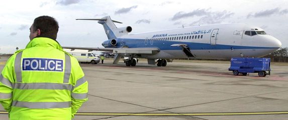 Policija u zračnoj luci Stansted