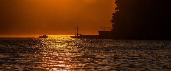 Zalazak sunca iz uvale Kašjuni - 6