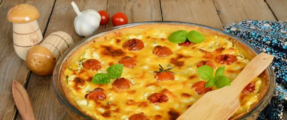 Quiche s pečenim cherry rajčicama