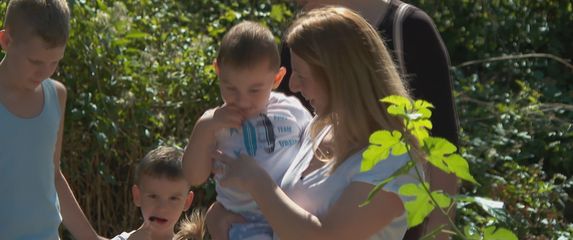 170 stanovnika, 30 djece i puno smijeha