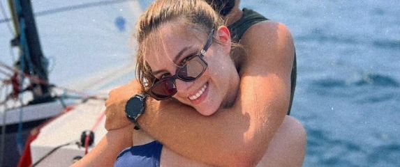 Ana Uršula Najev - 2