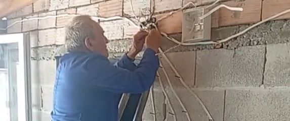 Električar u akciji