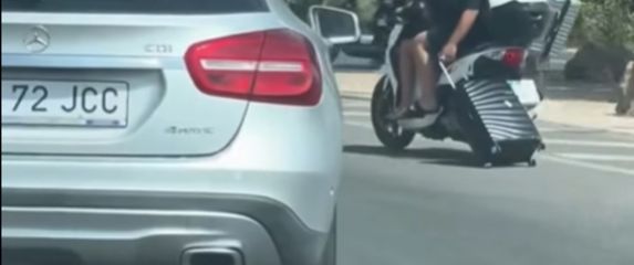 Scena iz prometa na Ibizi