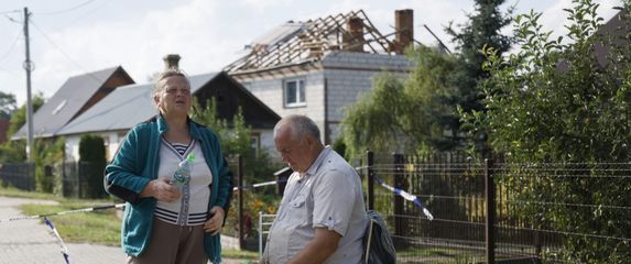 Par kojem je dron pao na kuću