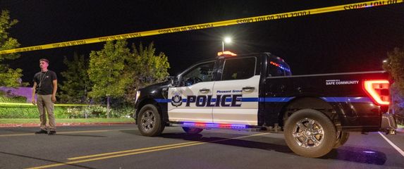 Policija u potrazi za ubojicom Charliea Kirka