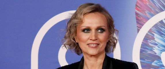 Vanna voli modnu klasiku i male crne haljine