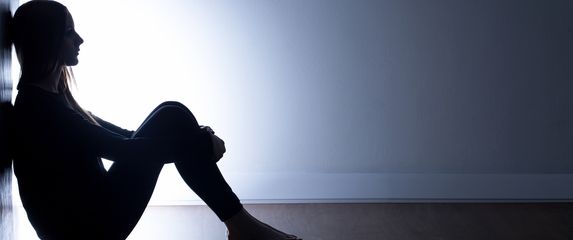 Mlada djevojka, ilustracija