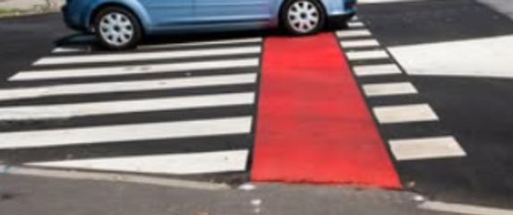 Pješački prijelaz u Zagrebu i šaht