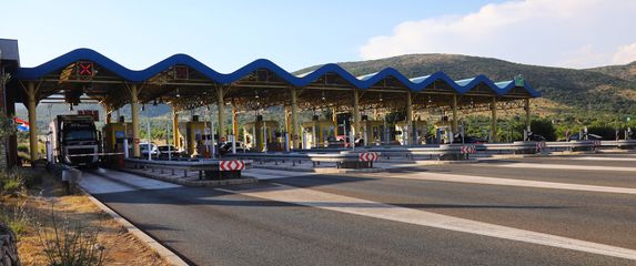 Naplatne kućice na Dugopolju