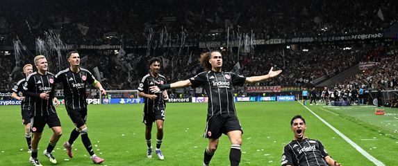 Eintracht Frankfurt - Galatasaray