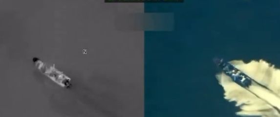 Amerikanci pogodili brod koji je navodno prevozio drogu.