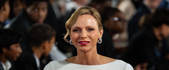 Princeza Charlene u haljini modne kuće Elie Saab - 4