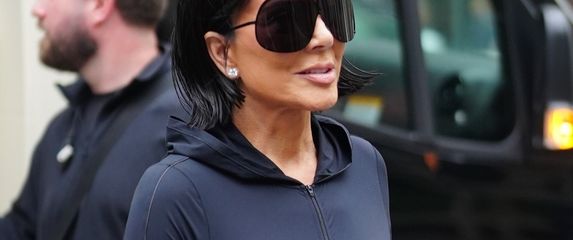 Kris Jenner - 1