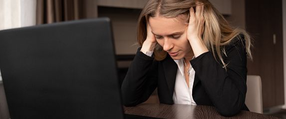 Žena na poslu, ilustracija