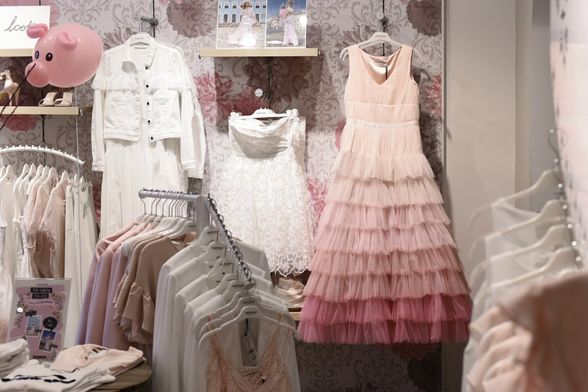 Wedding & Party kolekcija brenda Naf Naf