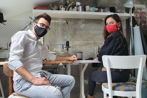 Dizajnerica Jasmina Arnautović bacila se na proizvodnju maskica