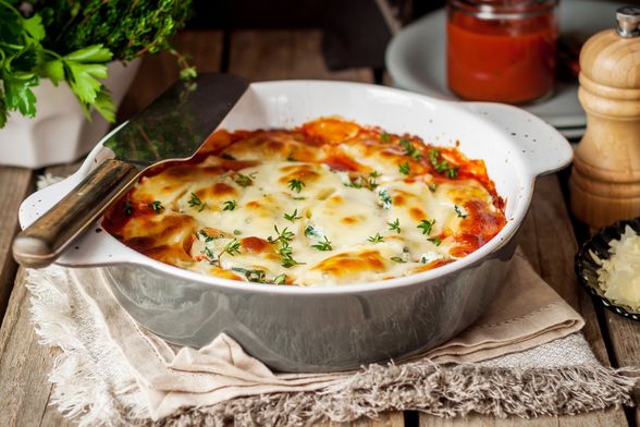 Složenac s kuhanom šunkom i tjesteninom