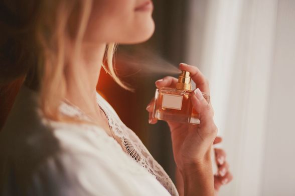 Žene bikovi vole sve što miriše bogato i fantastično