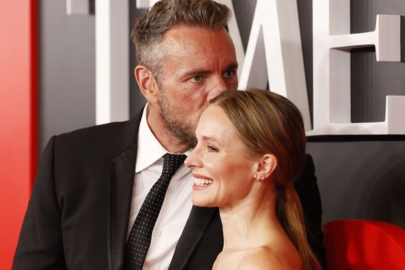 Dax Shepard često nosi tenisice na crveni tepih - 8