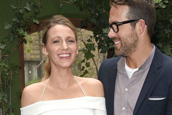 Blake Lively u uskoj bijeloj haljini - 6