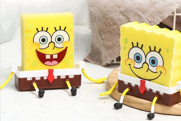 Kuhinjska spužva u obliku Spužva Boba