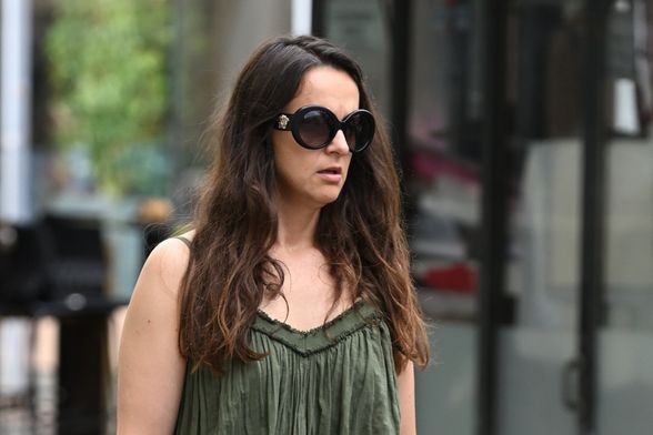 Zagrebačka ulična moda u dugim haljinama - 7