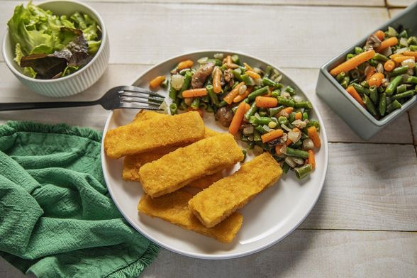 Začinjena mješavina povrća Ledo 4 godišnja doba i riblji štapići od 100% fileta