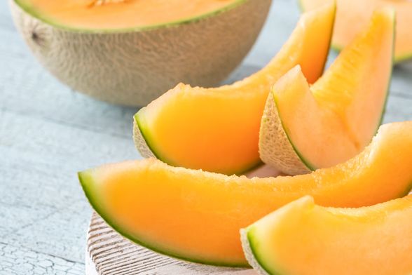Osvježavajući okus i lagana tekstura čine dinju savršenim desertom, ali i zdravim međuobrokom