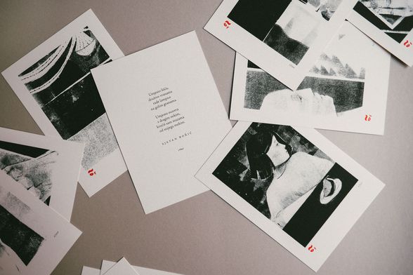 Dirljive čestitke podsjećaju na drugu stranu blagdana